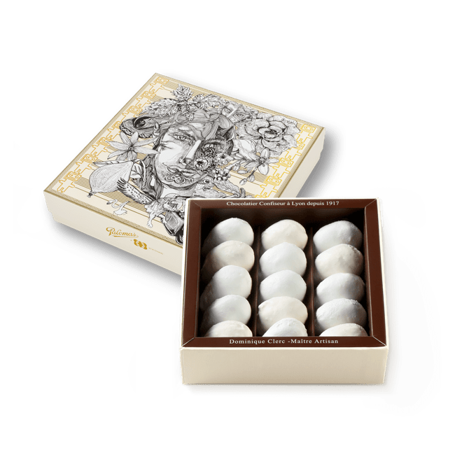 Amandes Bellecour® Coffret MM de 15 Pièces Amandes Bellecour® Coffret MM de 15 Pièces